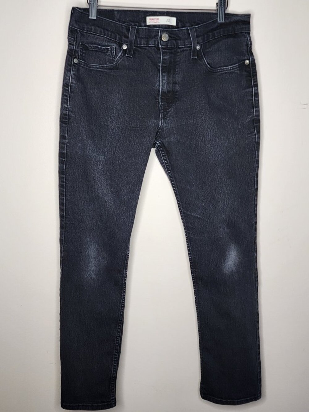 Signature Levi's Slim Fit Jeans — Faded Black, W30 | Stretch Denim